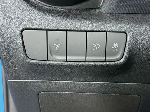 Certified 2023 Hyundai Kona SEL w/ Convenience Package image 20