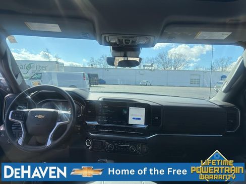Used 2025 Chevrolet Silverado 1500 LTZ w/ LTZ Premium Package image 21