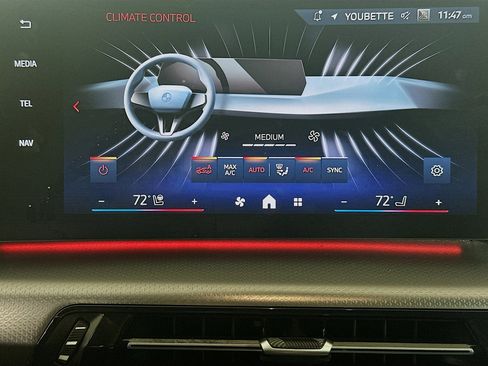 Used 2025 BMW X1 xDrive28i AWD/4WD image 24