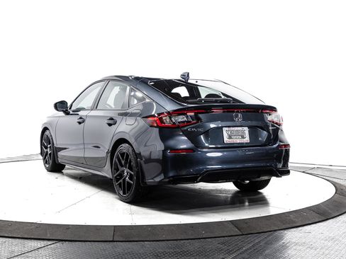 Used 2025 Honda Civic Sport image 7