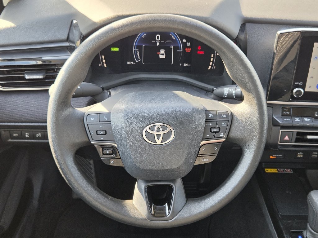Used 2026 Toyota Camry LE FWD image 15