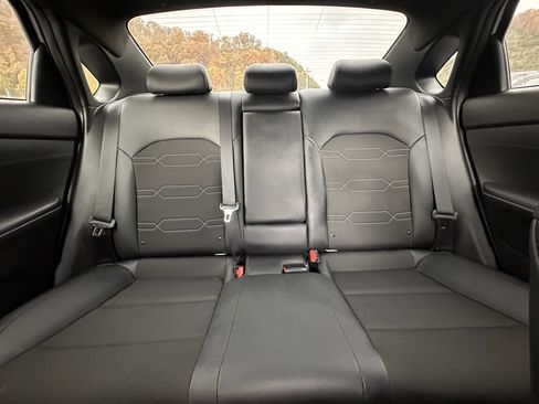 Used 2024 Kia Forte GT-Line w/ GT-Line Premium Package image 17