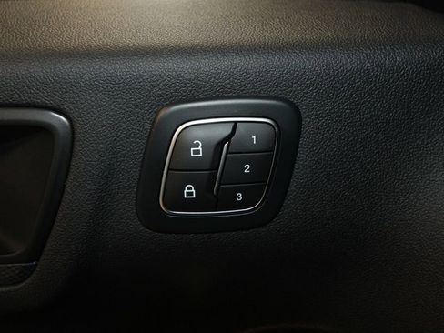 Used 2025 Ford Escape ST-Line Elite image 9