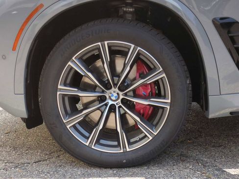 Used 2026 BMW X5 xDrive40i w/ M Sport Package image 14