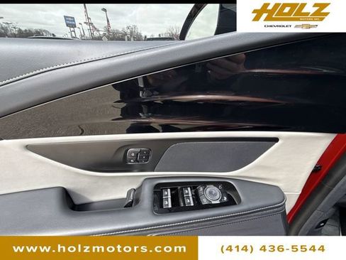 Used 2024 Lincoln Nautilus Reserve AWD/4WD image 22