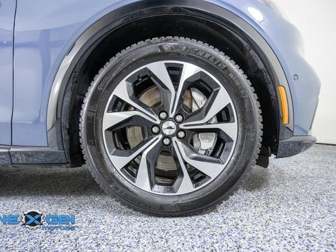 Used 2023 Ford Mustang Mach-E Premium AWD/4WD image 43