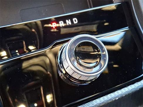 Certified 2024 Jeep Grand Cherokee Altitude image 15