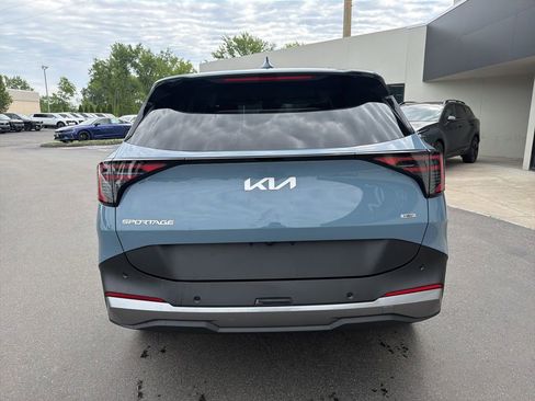 New 2026 Kia Sportage S AWD/4WD image 9