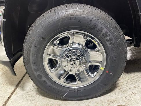 New 2026 RAM 2500 Tradesman w/ Chrome Appearance Group AWD/4WD image 10