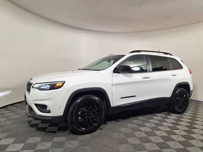 Used 2023 Jeep Cherokee Altitude Lux