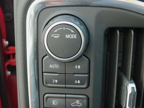 Used 2021 Chevrolet Silverado 1500 LT Trail Boss w/ Convenience Package II AWD/4WD image 36