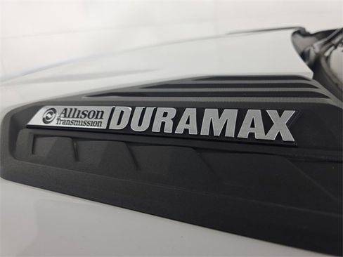 Used 2024 Chevrolet Silverado 2500 LTZ w/ LTZ Convenience Package image 11