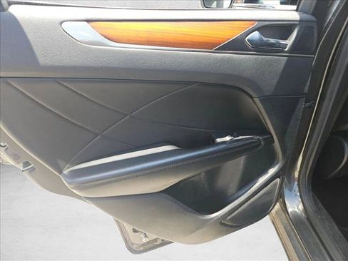 Used 2017 Lincoln MKC Reserve AWD/4WD image 12