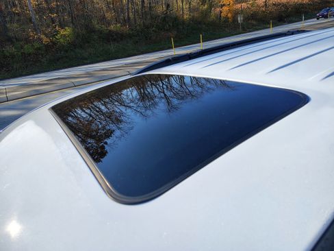 Certified 2024 Dodge Durango GT image 40