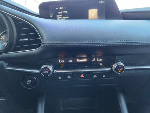 Used 2022 MAZDA MAZDA3 s FWD image 16