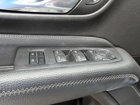 Used 2023 GMC Yukon XL Denali AWD/4WD image 20