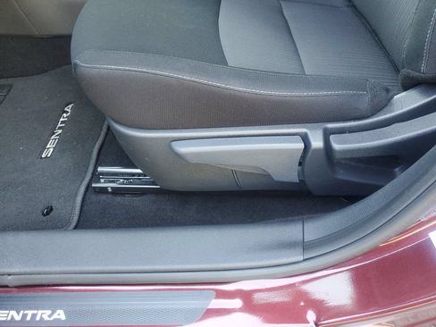 Certified 2025 Nissan Sentra SV FWD image 15