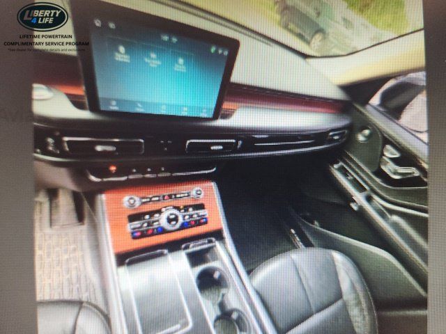 Used 2023 Lincoln Aviator Reserve w/ Jet Package AWD/4WD image 8
