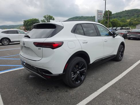 Used 2023 Buick Envision Preferred w/ Sport Touring Package AWD/4WD image 3