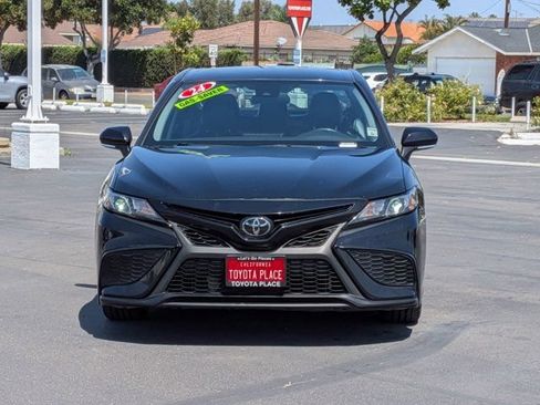 Used 2024 Toyota Camry SE w/ Cold Weather Package FWD image 2