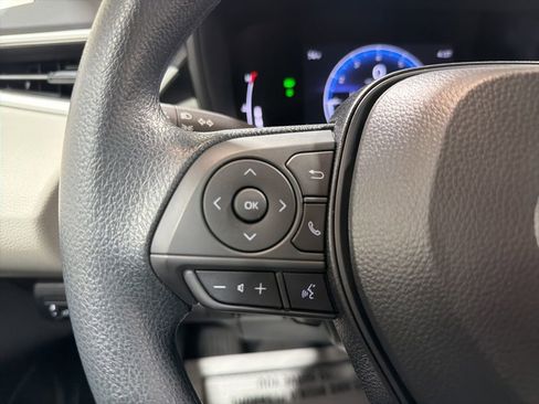 Used 2026 Toyota Corolla LE FWD image 29