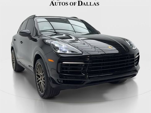 Used 2023 Porsche Cayenne Platinum Edition AWD/4WD image 2