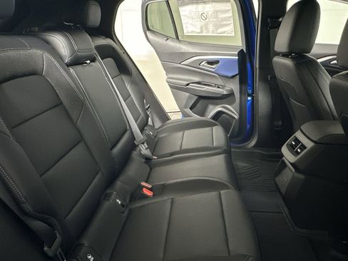 New 2026 Chevrolet Equinox EV LT image 81