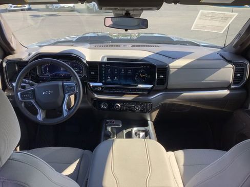 Used 2023 Chevrolet Silverado 1500 LT Trail Boss image 6