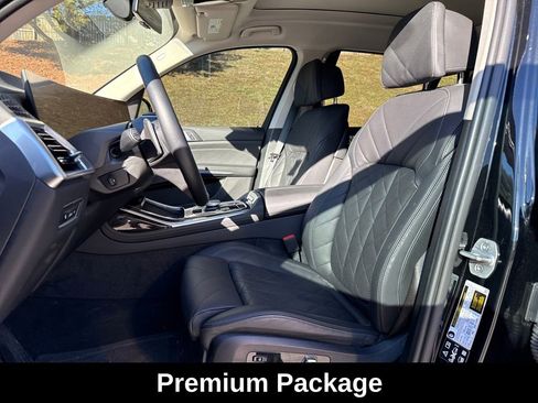 Used 2025 BMW X7 xDrive40i image 12