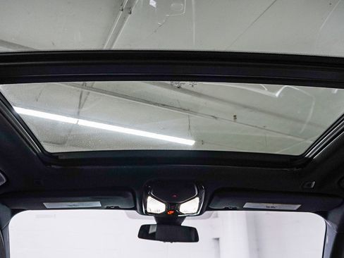 Used 2023 BMW X5 xDrive40i w/ M Sport Package image 18