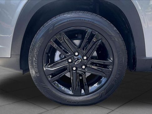 Certified 2025 Chevrolet Trax ACTIV w/ Driver Confidence Package FWD image 10