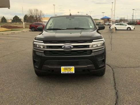 Used 2023 Ford Expedition Max XLT AWD/4WD image 3