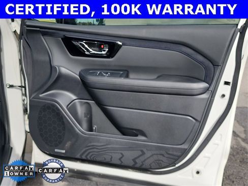 Certified 2025 Subaru Forester Limited image 16