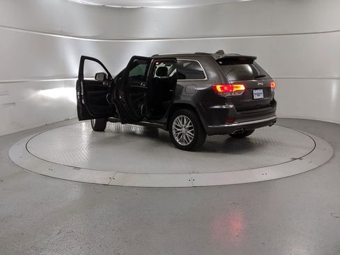 Used 2018 Jeep Grand Cherokee Summit image 10