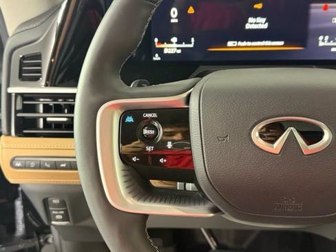 Used 2025 INFINITI QX80 Luxe RWD image 46