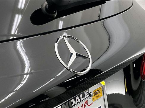 Used 2021 Mercedes-Benz GLC 300 image 7