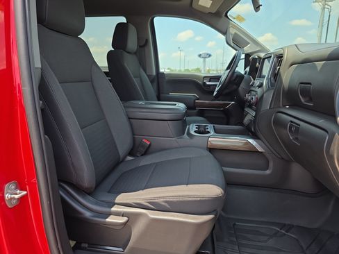 Used 2022 Chevrolet Silverado 1500 RST AWD/4WD image 15