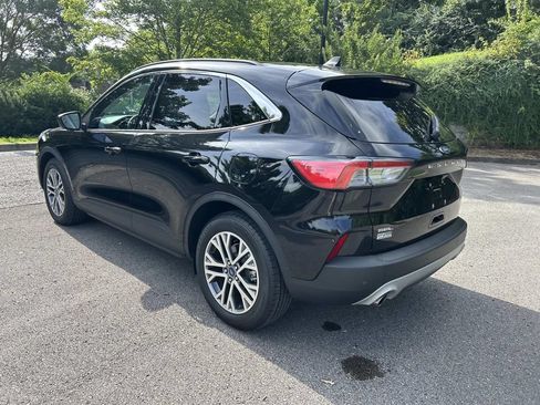 Used 2021 Ford Escape SEL w/ Technology Package FWD image 5
