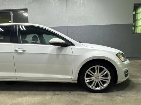Used 2015 Volkswagen Golf TDI SE FWD image 7
