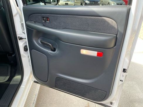 Used 2002 Chevrolet Silverado 3500 LT RWD image 40