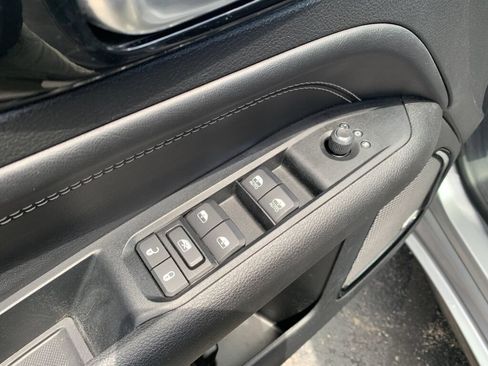 Used 2022 Jeep Compass High Altitude AWD/4WD image 10