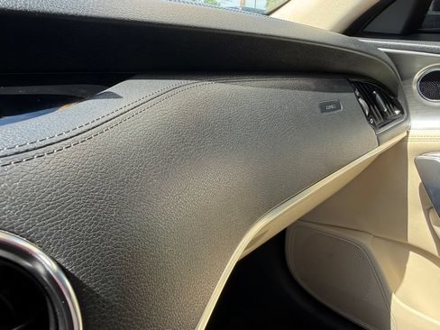 Used 2022 Kia Stinger GT1 RWD image 27