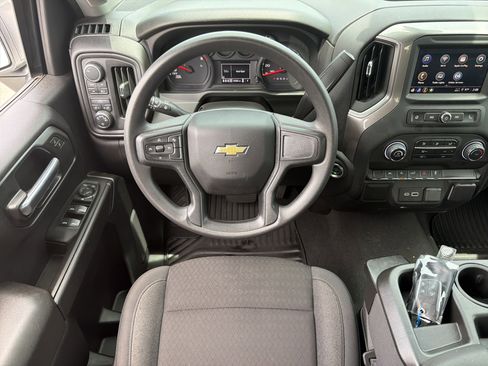 Used 2025 Chevrolet Silverado 1500 Custom AWD/4WD image 29