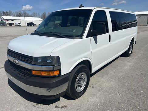 Used 2019 Chevrolet Express 3500 LT w/ LT Preferred Equipment Group RWD image 2