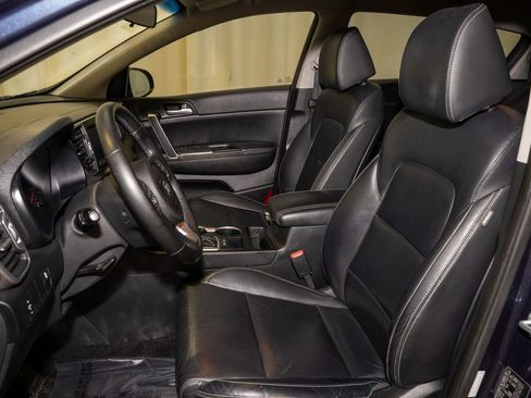 Used 2017 Kia Sportage EX image 10