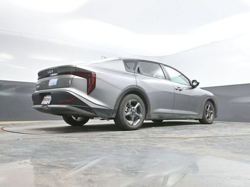 Used 2025 Kia K4 FWD image 45