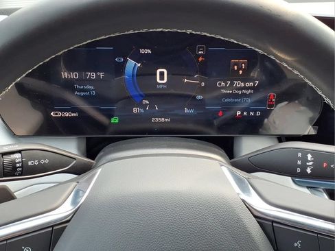 Used 2026 Chevrolet Equinox EV LT FWD image 21