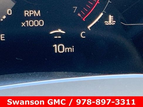 New 2026 GMC Terrain AT4 w/ Technology Package II image 12