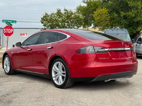 Used 2014 Tesla Model S 85 RWD image 4