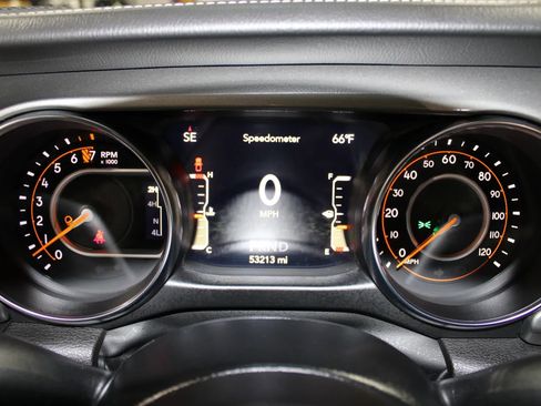 Used 2022 Jeep Gladiator Overland image 32